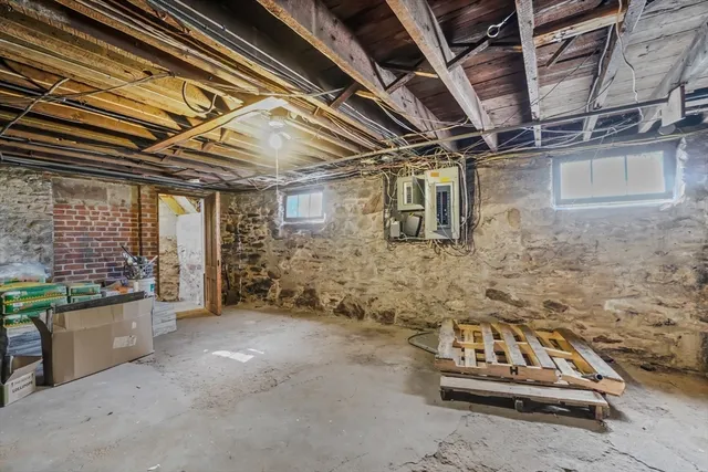 $400,000 | 1678 Northampton Street, Holyoke, MA 01040