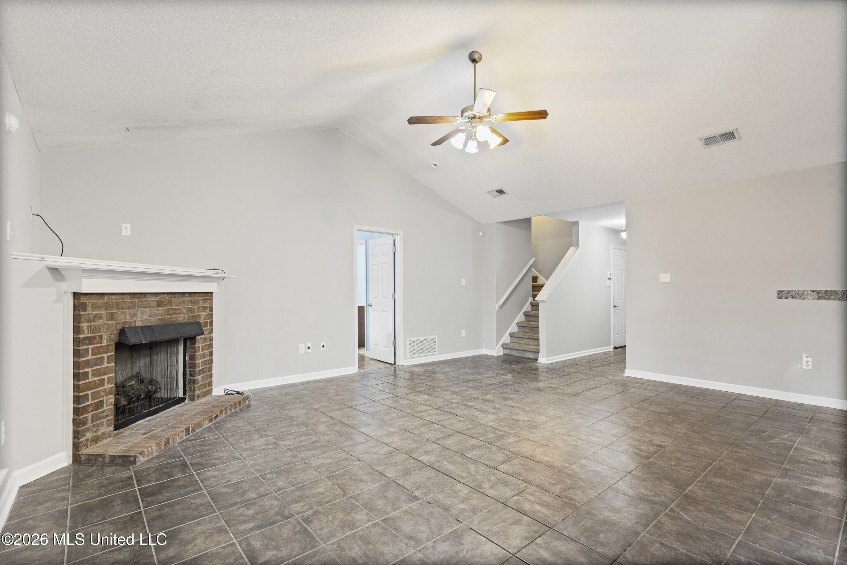10481 Rhapsody Cove Walls, MS 38680 - Photo 6 of 29 6__dsc6987_print