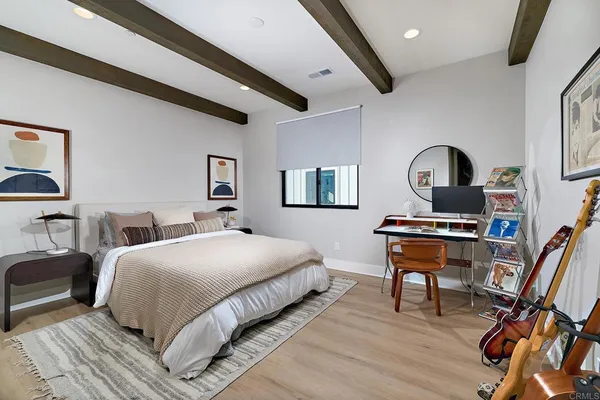 $1,100,000 | 1601 San Remo Place, Unit 101, Encinitas, CA 92024