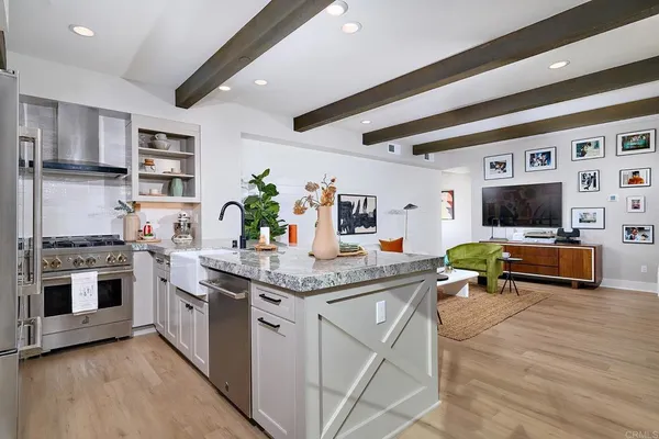 $1,100,000 | 1601 San Remo Place, Unit 101, Encinitas, CA 92024