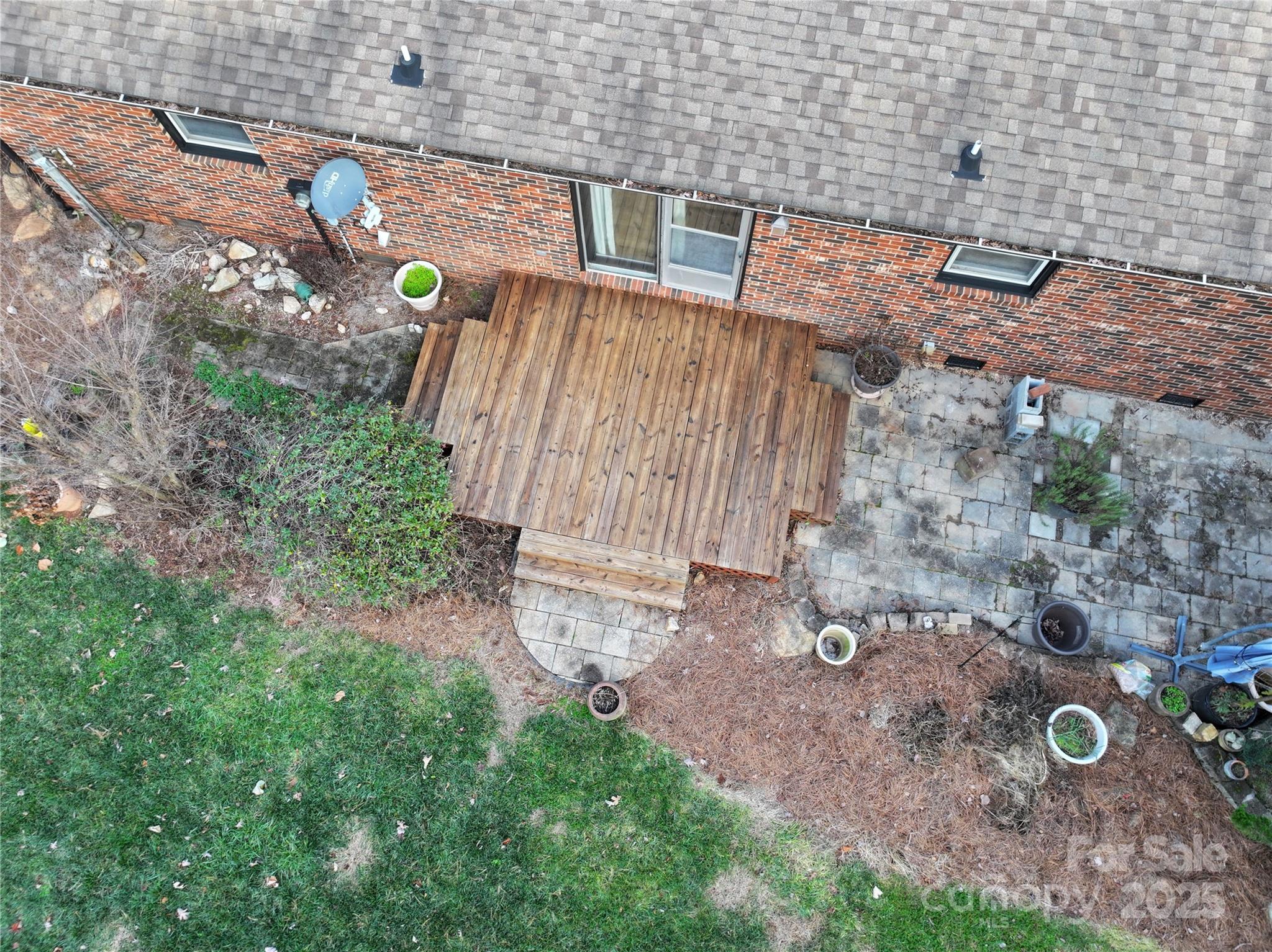 451 James Farm Road Statesville, NC 28625 - Photo 25 of 30 a backyard of a house with lots of green space
