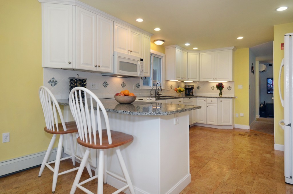 17 Independence Road Bedford, MA 01730 - Photo 7 of 20 Gallery Image 7