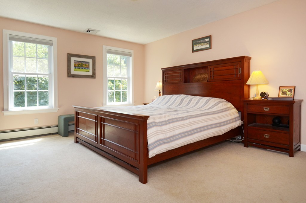 17 Independence Road Bedford, MA 01730 - Photo 10 of 20 Gallery Image 10