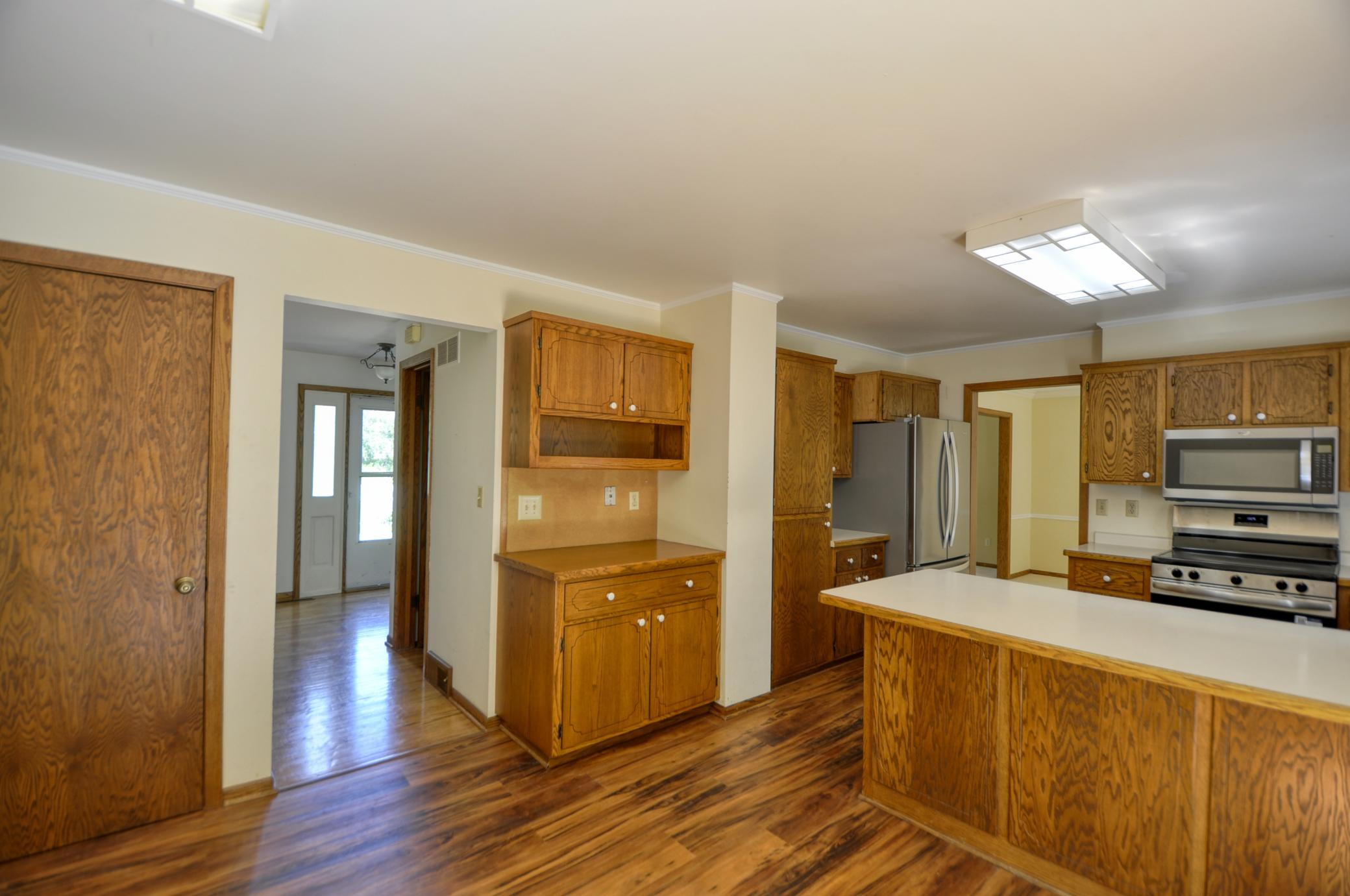 1726 Walden Lane Southwest Rochester, MN 55902 - Photo 8 of 37 Gallery Image 8