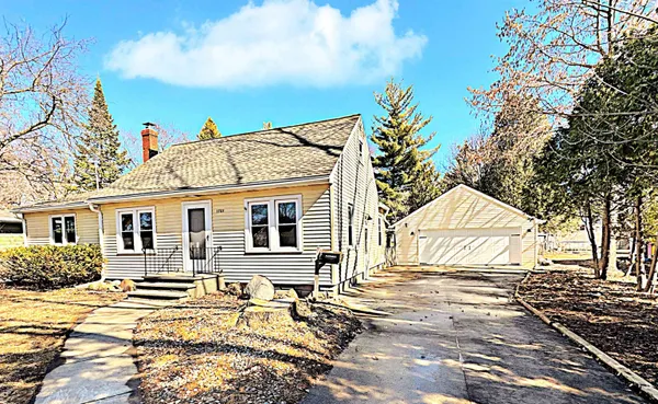 $279,000 | 1702 South Perkins Street, Appleton, WI 54914