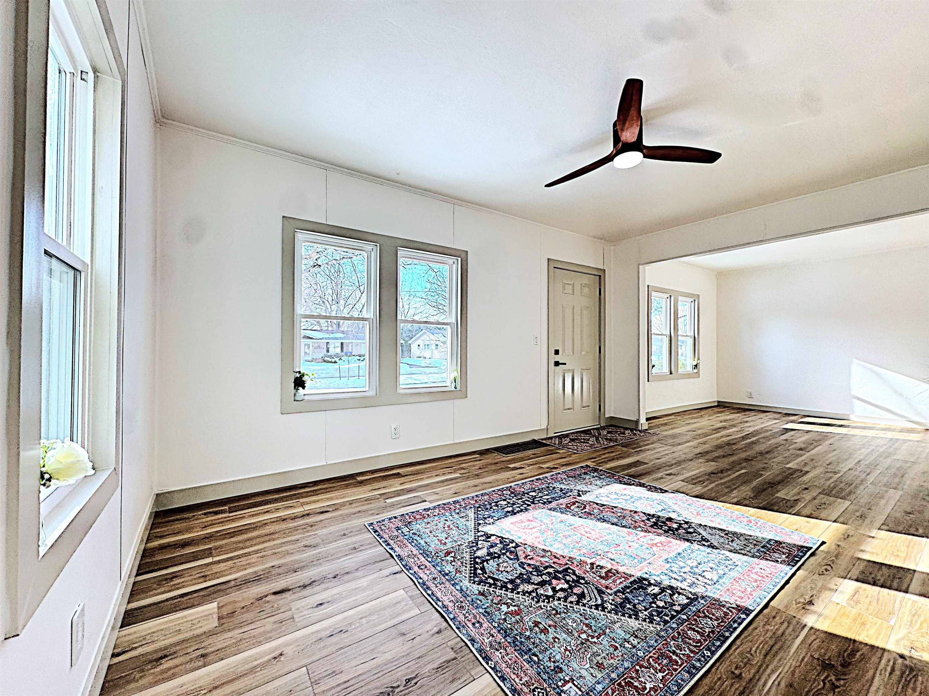 1702 South Perkins Street Appleton, WI 54914 - Photo 2 of 24