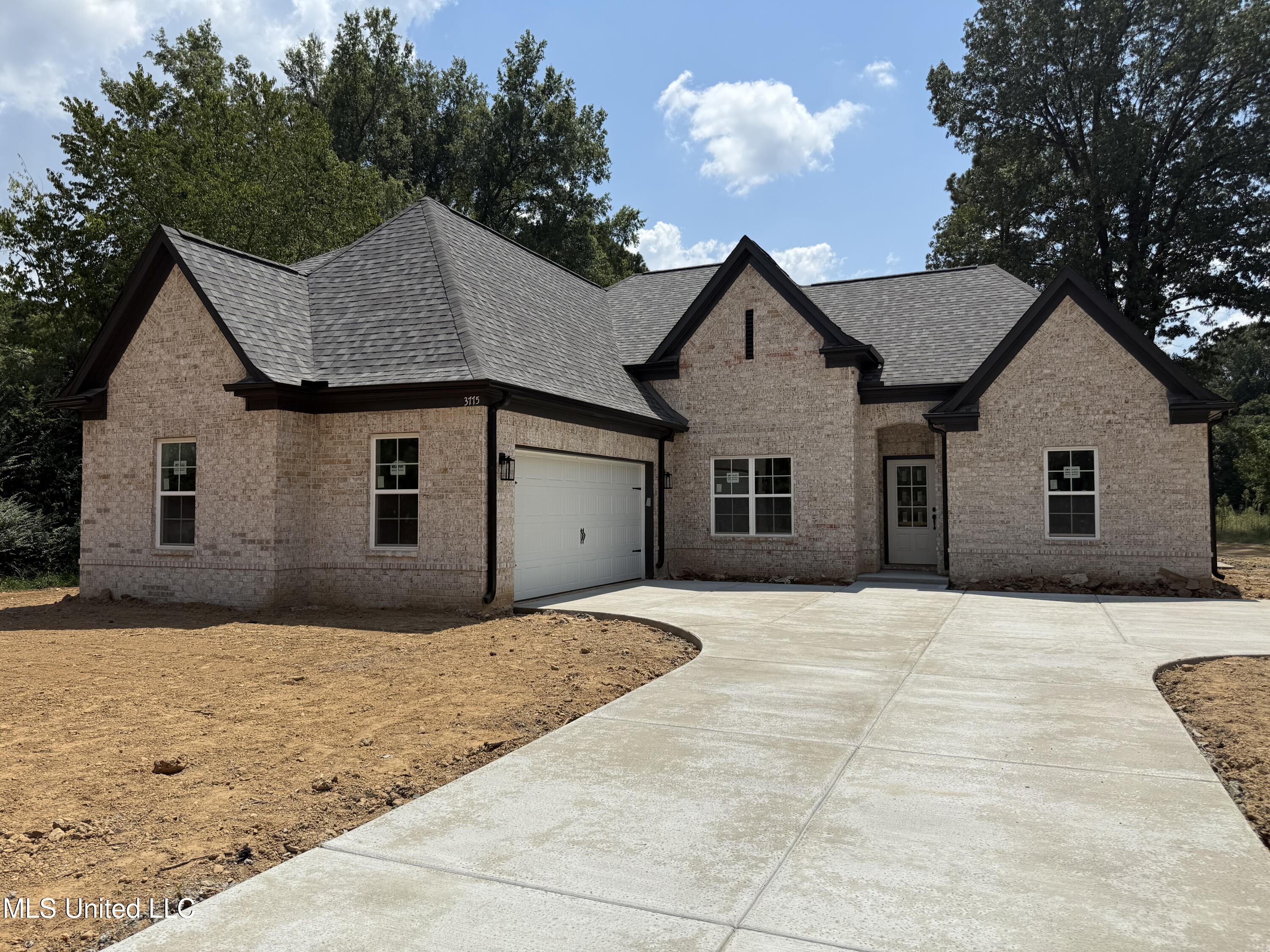3775 Nail Road Horn Lake, MS 38637 - Photo 2 of 4 IMG_8855