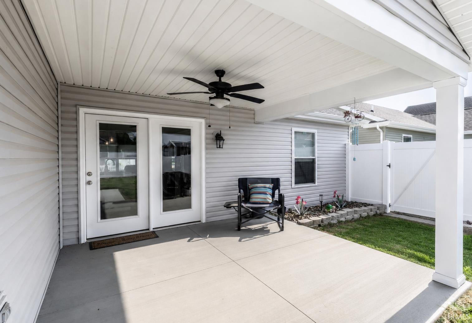 1035 Edgar Allan Road Evansville, IN 47725 - Photo 3 of 43