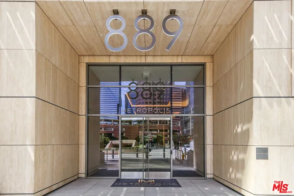 $2,950 | 889 Francisco Street, Unit 2401, Los Angeles, CA 90017