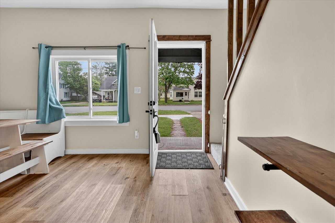 252 West Stimson Avenue Reed City, MI 49677 - Photo 6 of 38