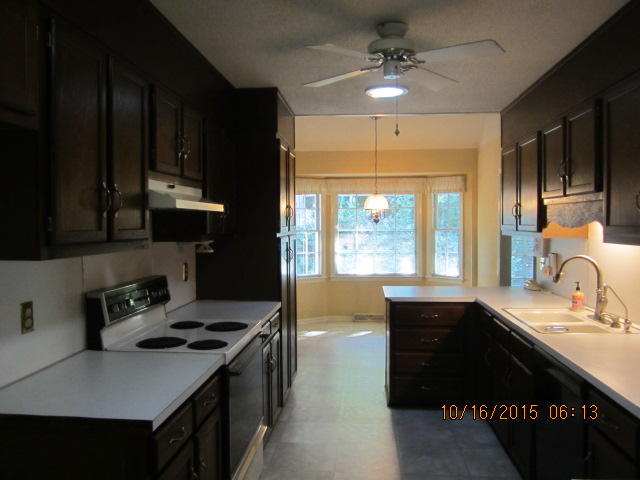 884 Farm Quarter Road Mount Pleasant, SC 29464 - Photo 20 of 48 IMG_4115