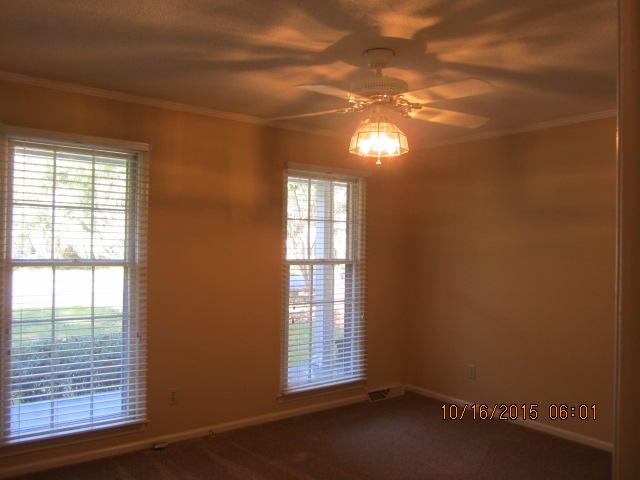 884 Farm Quarter Road Mount Pleasant, SC 29464 - Photo 6 of 48 IMG_4092