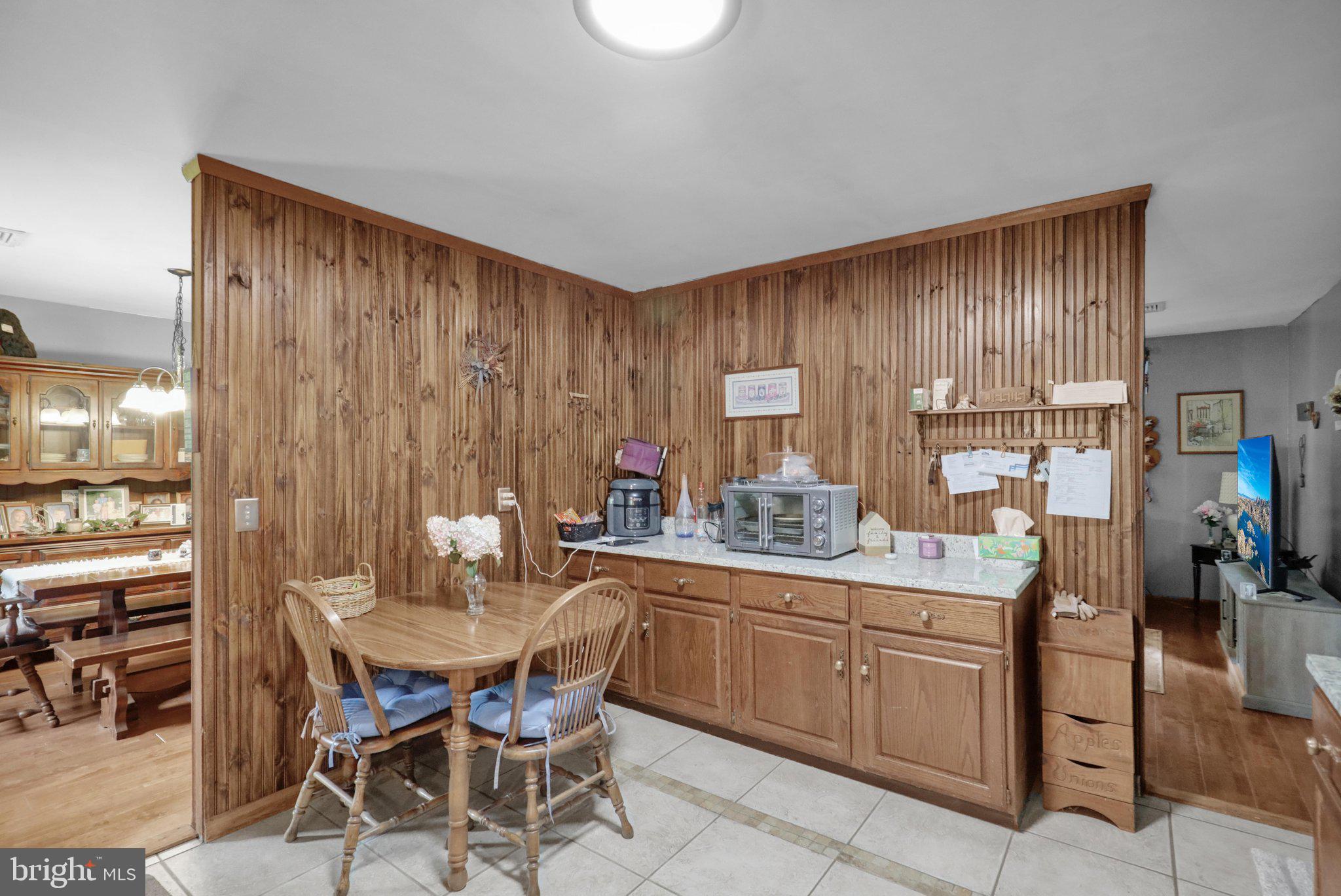 620 Gouglersville Road Reading, PA 19608 - Photo 21 of 47 360_5821