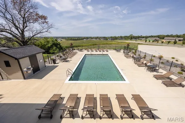 $689,900 | 3736 Golfview Circle, Shiloh, IL 62221