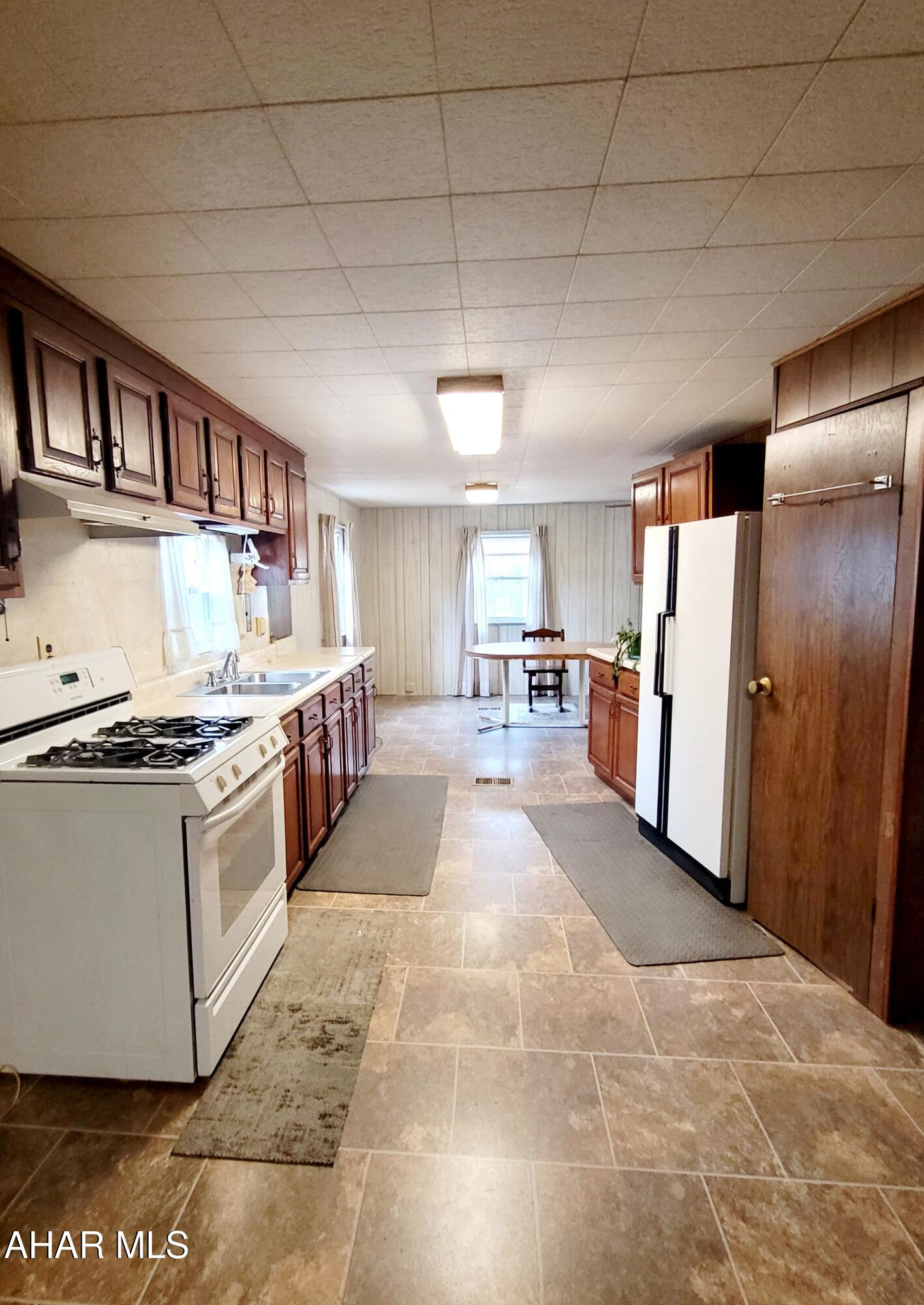 199 Reeds Lane Altoona, PA 16601 - Photo 13 of 25 20260401_100837