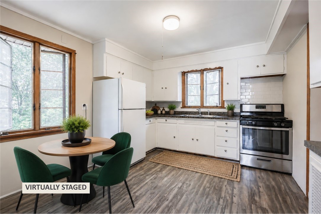 326 Barrington Street, Unit 2 Rochester, NY 14607 - Photo 10 of 49 Virtually staged eat-in kitchen