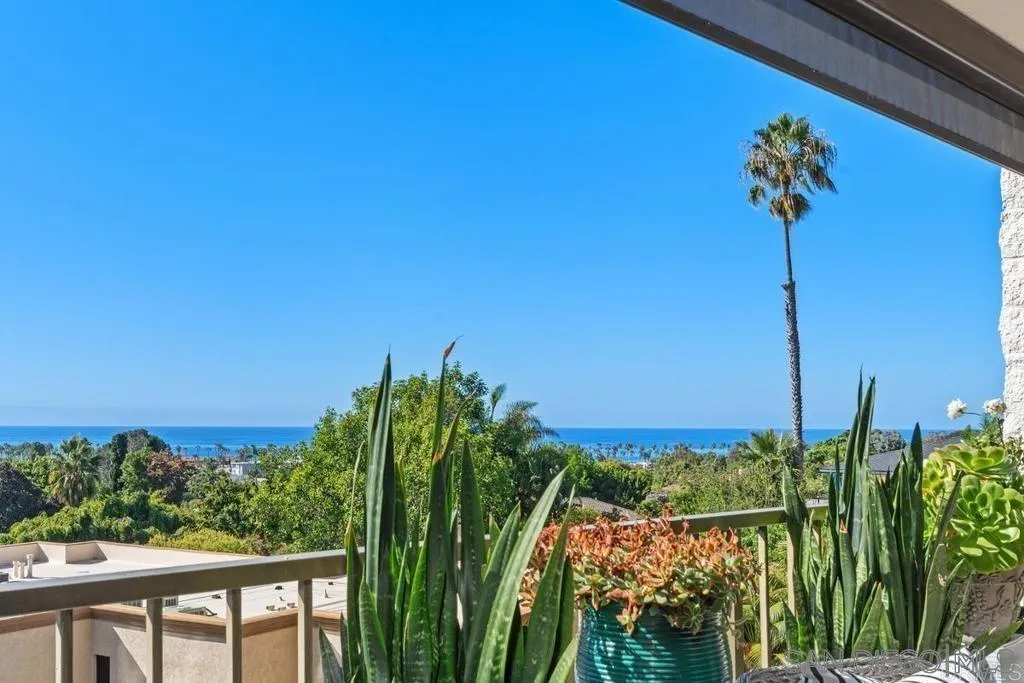 2500 Torrey Pines Road, Unit 402 La Jolla, CA 92037 - Photo 9 of 21