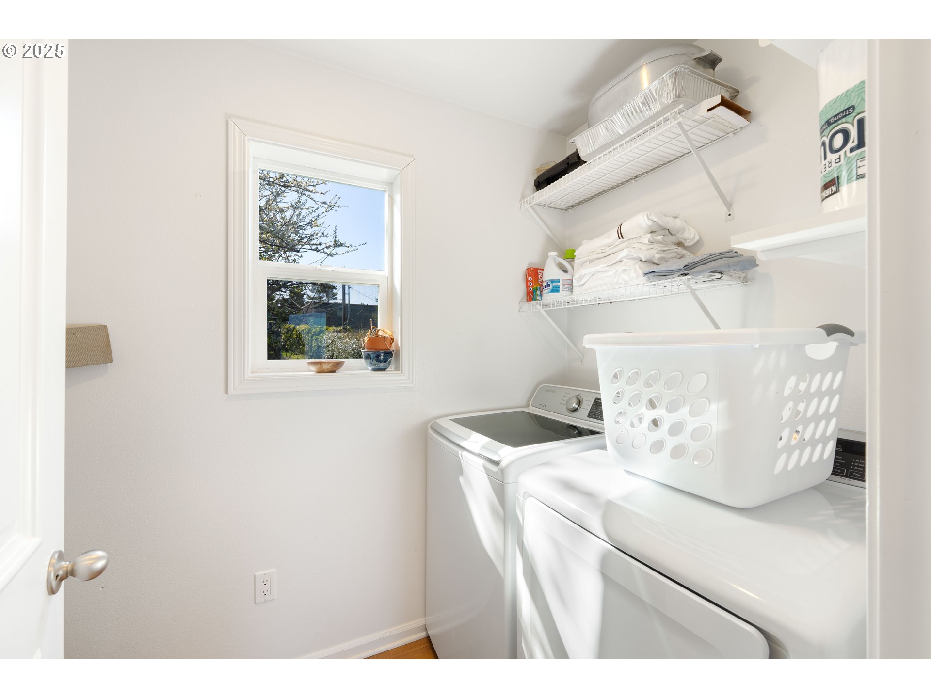 90989 Pigeon Point Loop Coos Bay, OR 97420 - Photo 48 of 48 a view of utility room