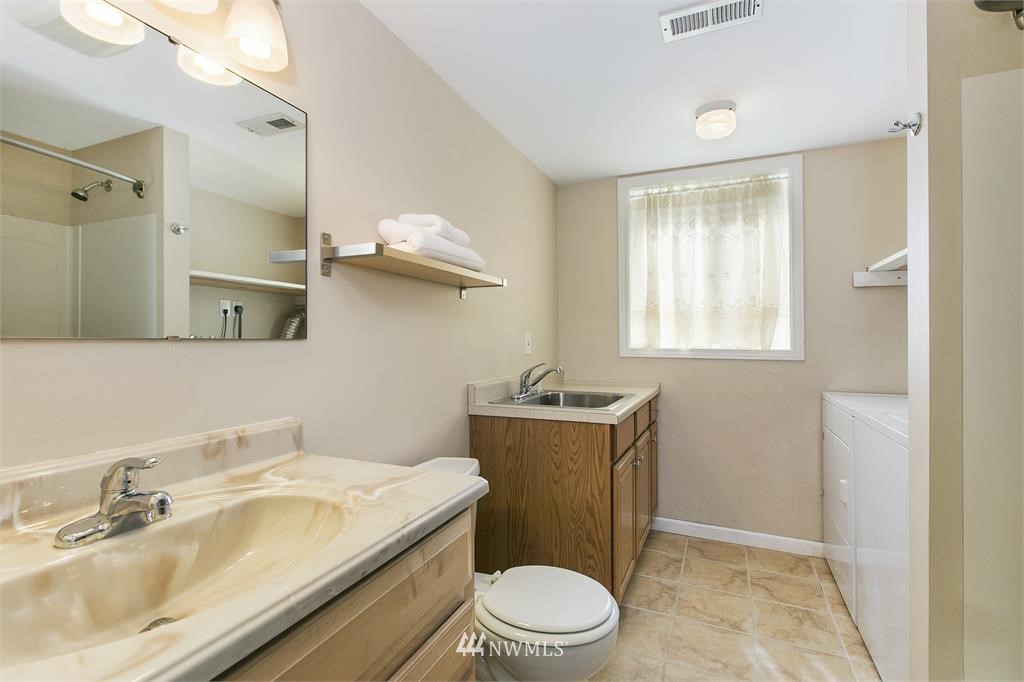 15402 110th Place Northeast Bothell, WA 98011 - Photo 16 of 19 Gallery Image 16