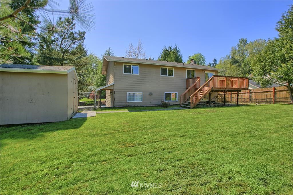 15402 110th Place Northeast Bothell, WA 98011 - Photo 18 of 19 Gallery Image 18