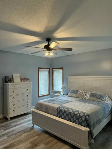 $419,900 | 301 7th Street Northwest, New Richland, MN 56072