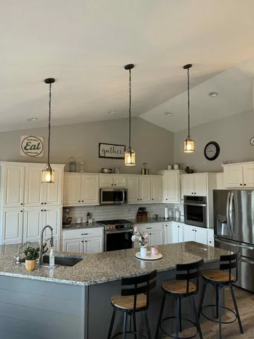 $419,900 | 301 7th Street Northwest, New Richland, MN 56072