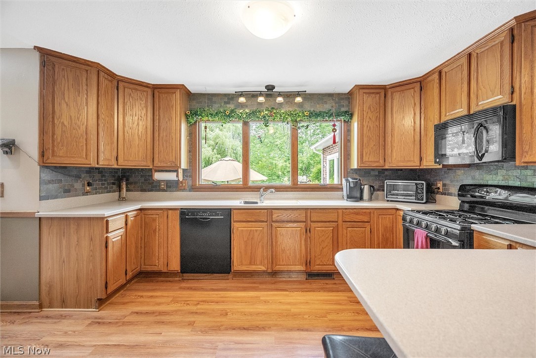 19097 Ridgeview Trail Chagrin Falls, OH 44023 - Photo 13 of 33 Gallery Image 13