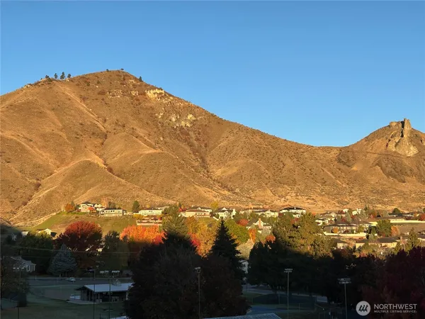 a view of mountain