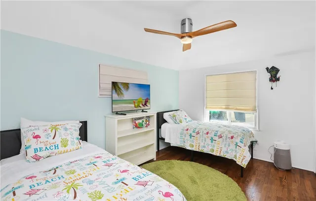 $1,999,000 | 1029 Glenneyre Street, Laguna Beach, CA 92651