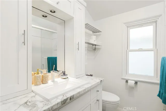 $1,999,000 | 1029 Glenneyre Street, Laguna Beach, CA 92651