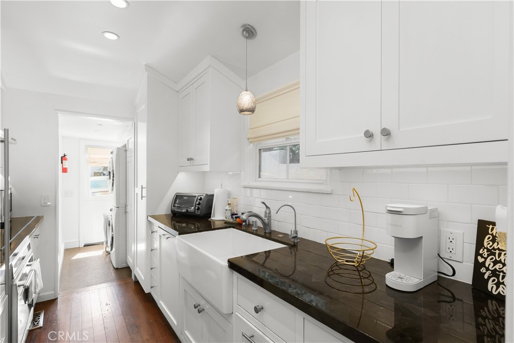 1029 Glenneyre Street Laguna Beach, CA 92651 - Photo 24 of 45