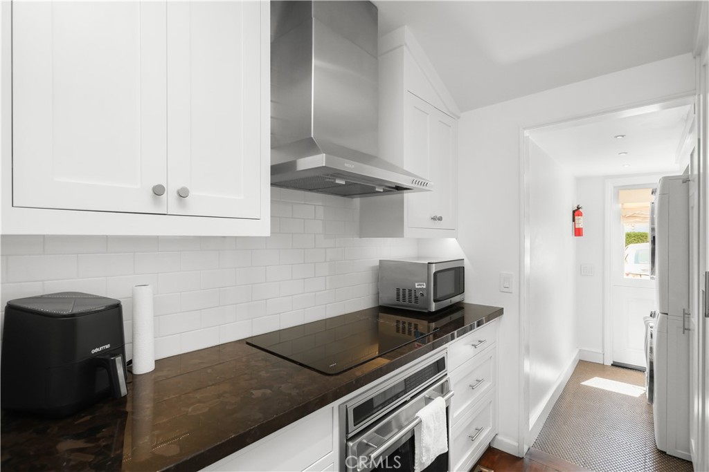 1029 Glenneyre Street Laguna Beach, CA 92651 - Photo 25 of 45