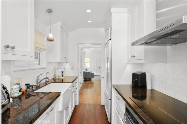 $1,999,000 | 1029 Glenneyre Street, Laguna Beach, CA 92651