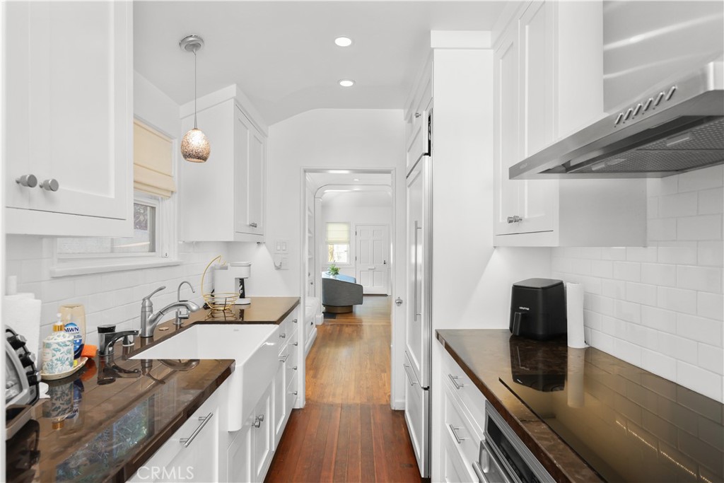 1029 Glenneyre Street Laguna Beach, CA 92651 - Photo 27 of 45