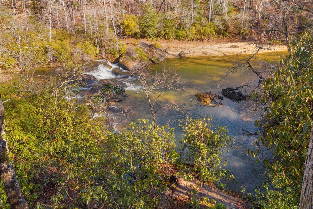 282 Little River Lane Tamassee, SC 29686 - Photo 2 of 40