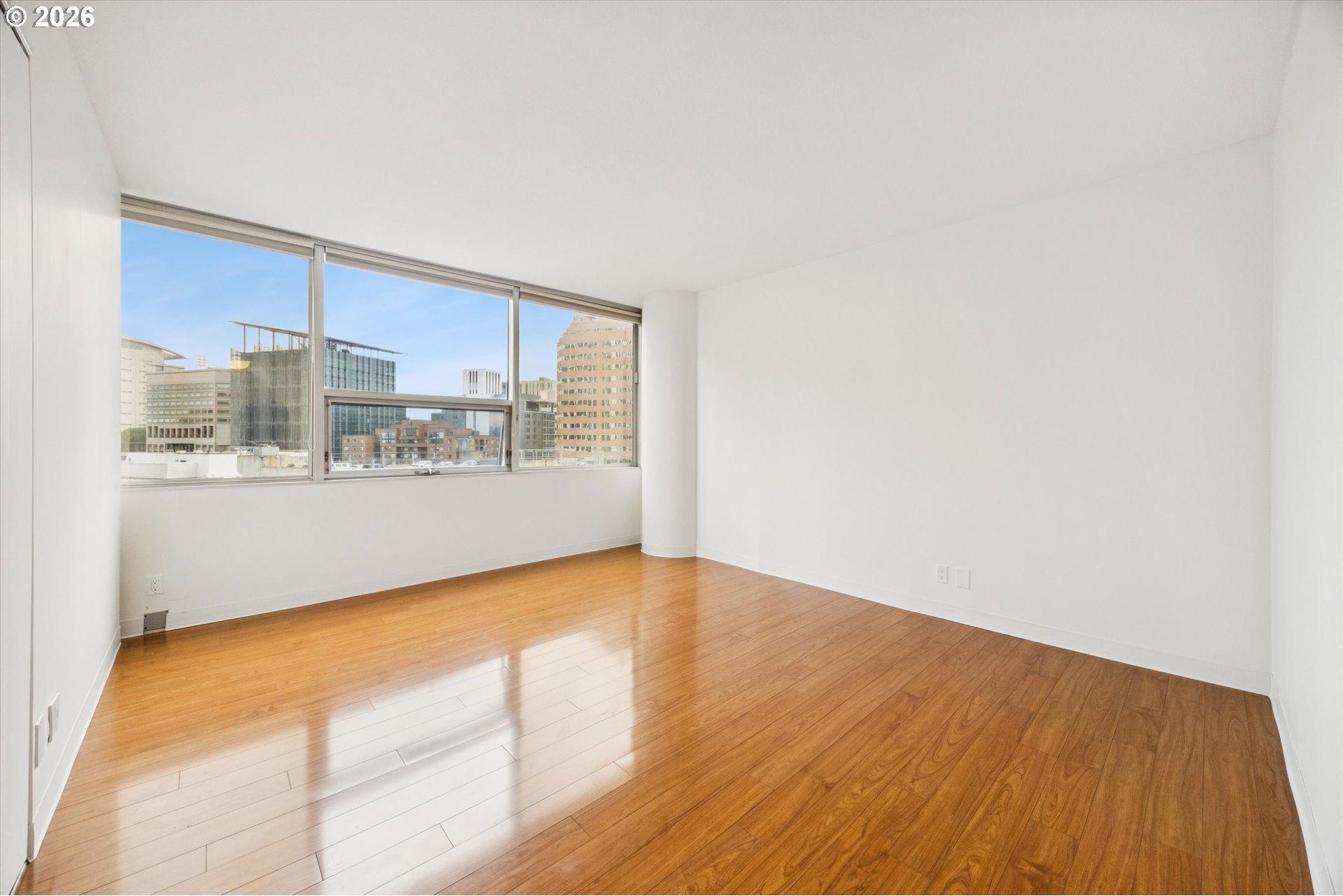 1500 Southwest 5th Avenue, Unit 802 Portland, OR 97201 - Photo 14 of 44 Gallery Image 14