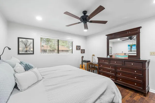 $300,000 | 32 7th Avenue, Unit 120, Shalimar, FL 32579