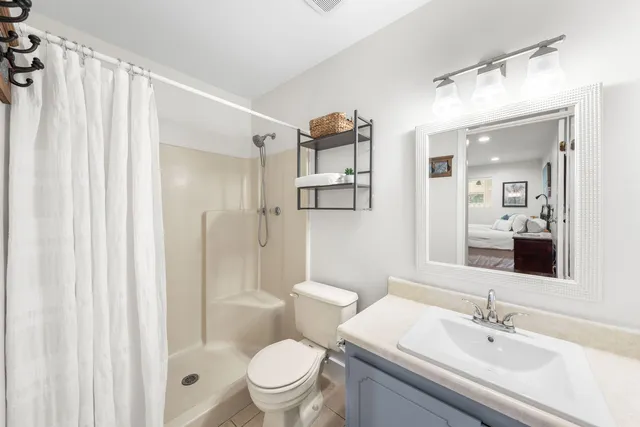 $300,000 | 32 7th Avenue, Unit 120, Shalimar, FL 32579