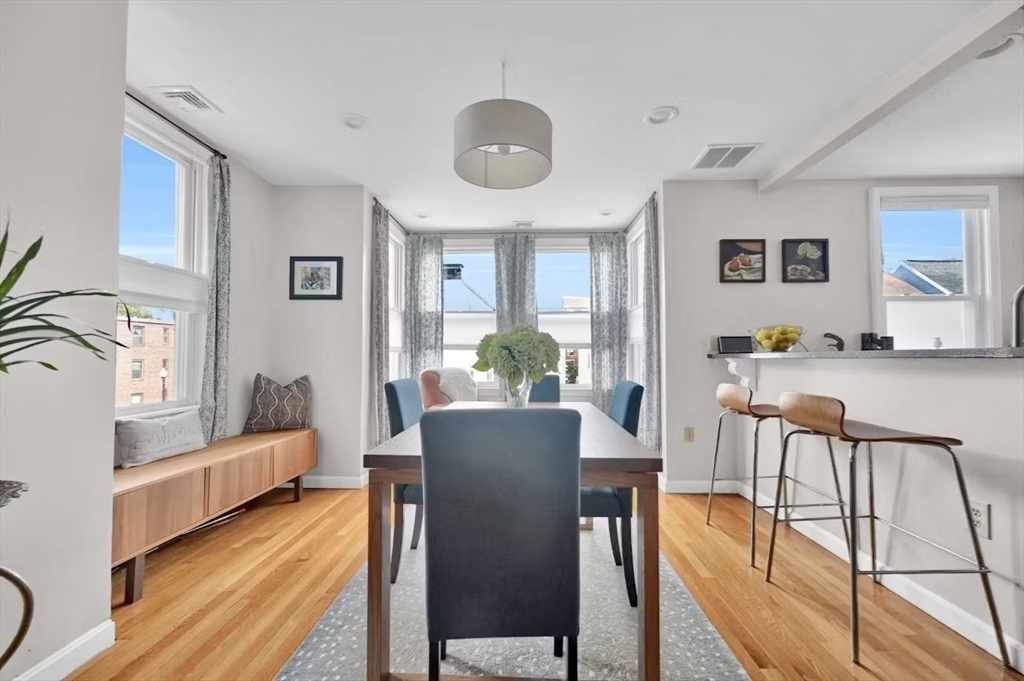 28 Monument Street, Unit 2 Boston, MA 02129 - Photo 5 of 15