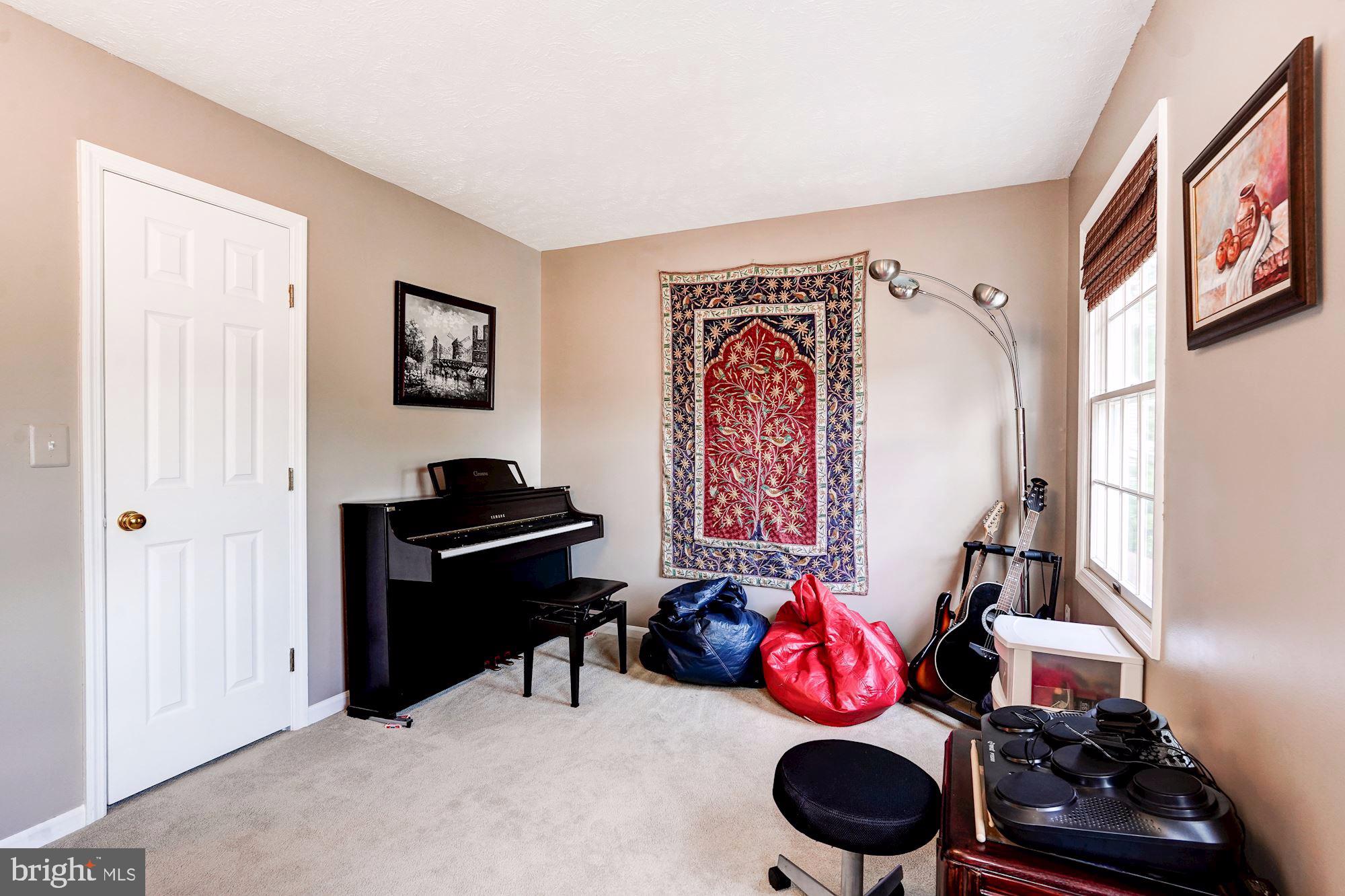 2330 Club Pond Lane Reston, VA 20191 - Photo 30 of 39 Bedroom #4- Carpet