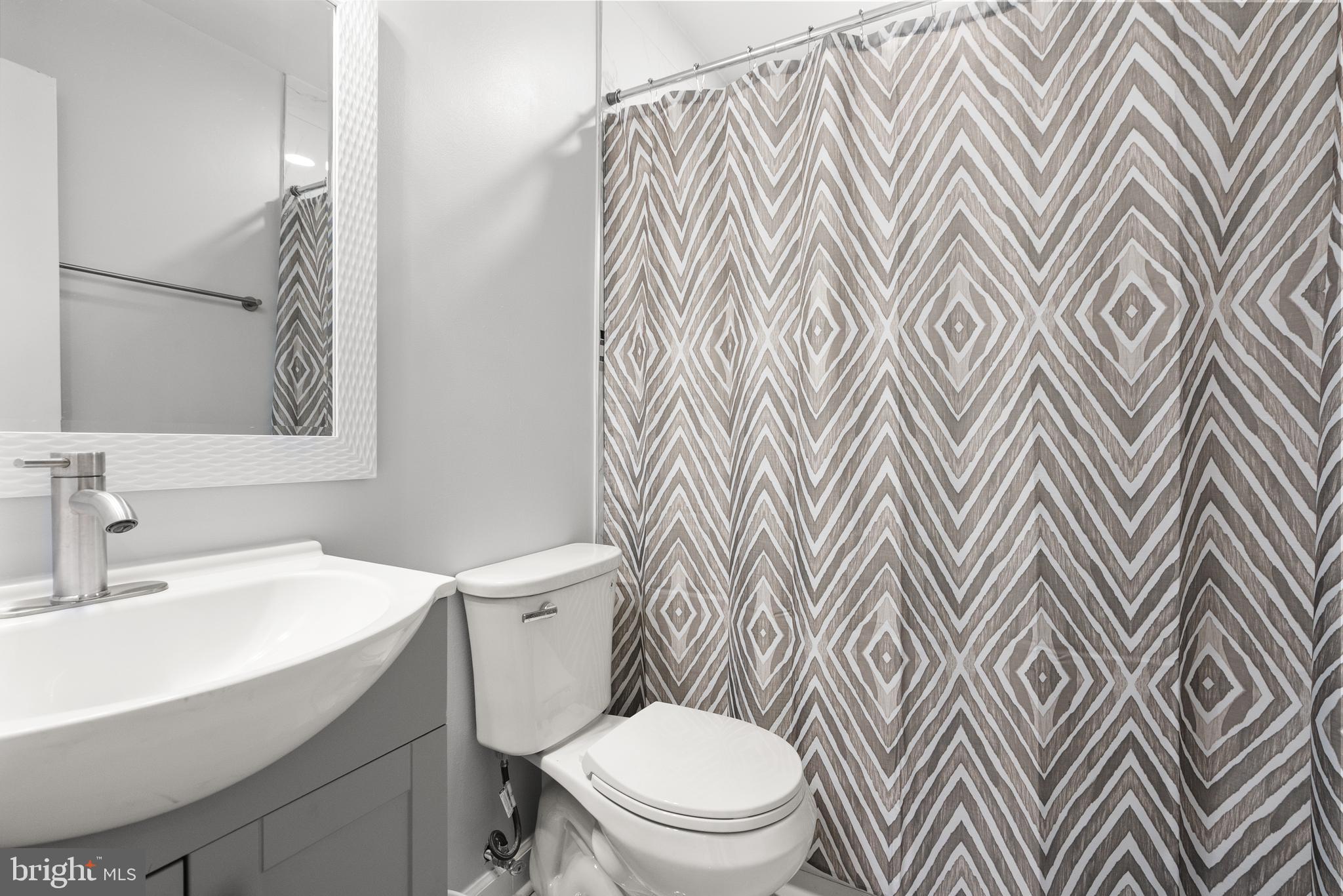 4435 Flintstone Road Alexandria, VA 22306 - Photo 39 of 44