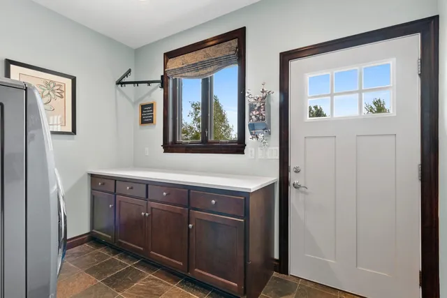 $949,900 | 4349 Windemer Lane, Hobart, WI 54155