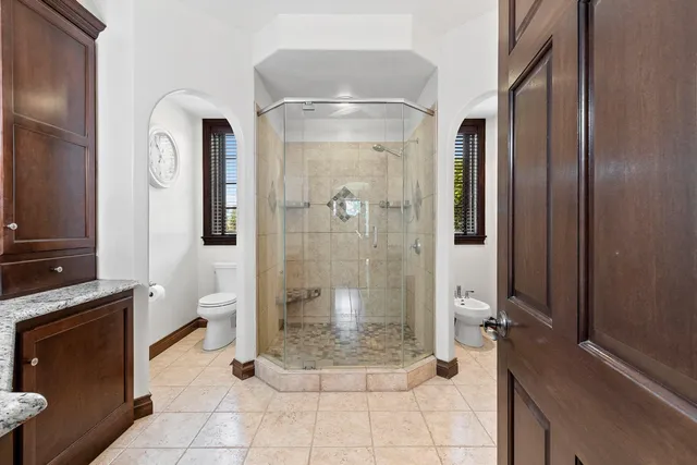 $949,900 | 4349 Windemer Lane, Hobart, WI 54155