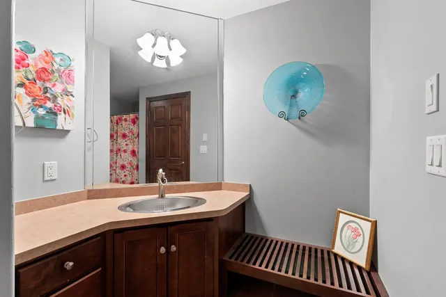 $949,900 | 4349 Windemer Lane, Hobart, WI 54155