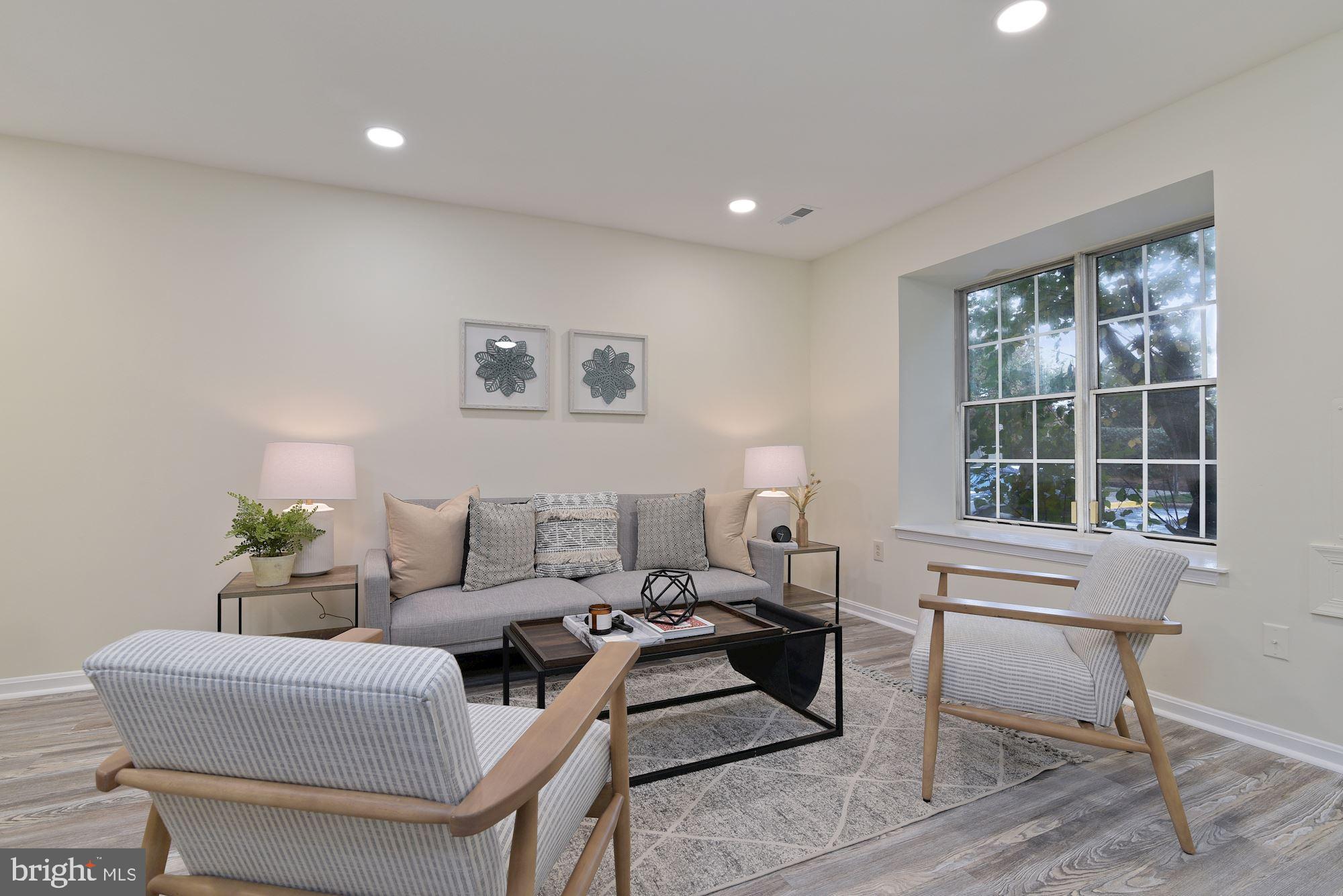2028 Flowering Tree Terrace Silver Spring, MD 20902 - Photo 5 of 34 Gallery Image 5