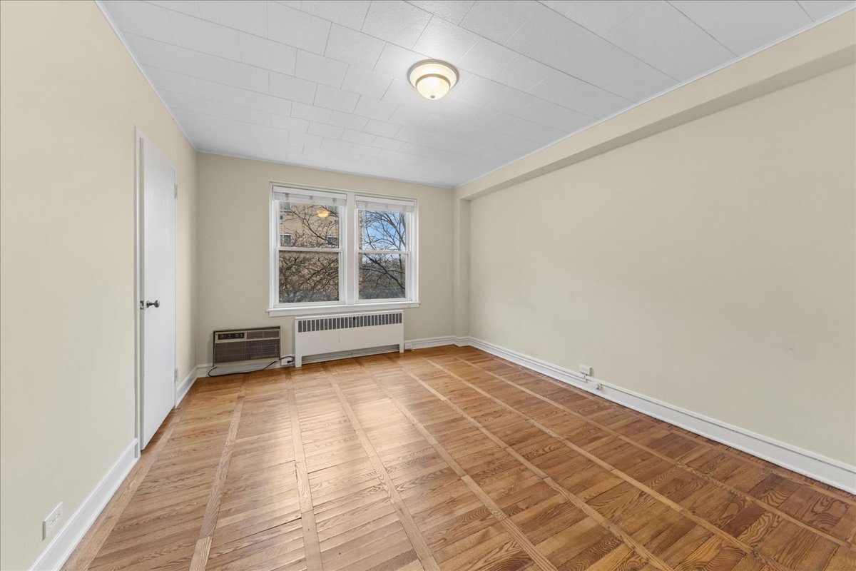 1585 Ridge Avenue, Unit 502 Evanston, IL 60201 - Photo 20 of 26