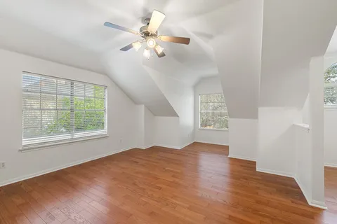 $749,500 | 908 Golden Palomino Court, Austin, TX 78732