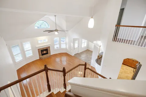 $749,500 | 908 Golden Palomino Court, Austin, TX 78732