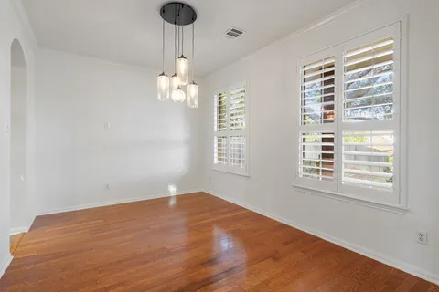 $749,500 | 908 Golden Palomino Court, Austin, TX 78732