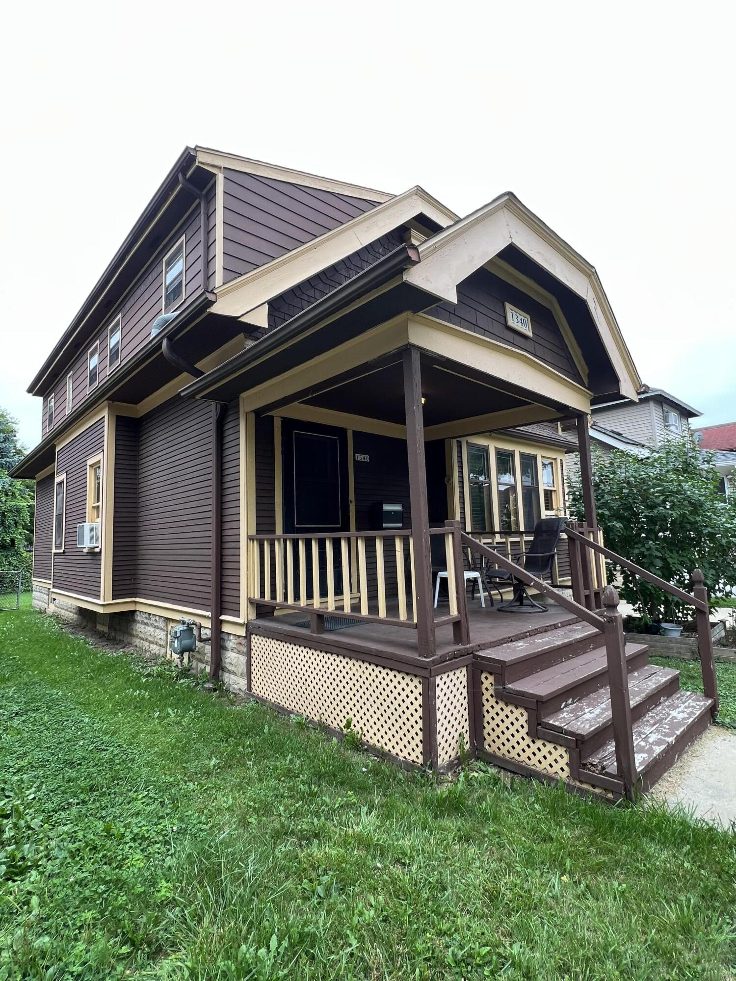 1340 North 46th Street Milwaukee, WI 53208 - Photo 1 of 1 1340 N 46th St - Front Left Angle 2